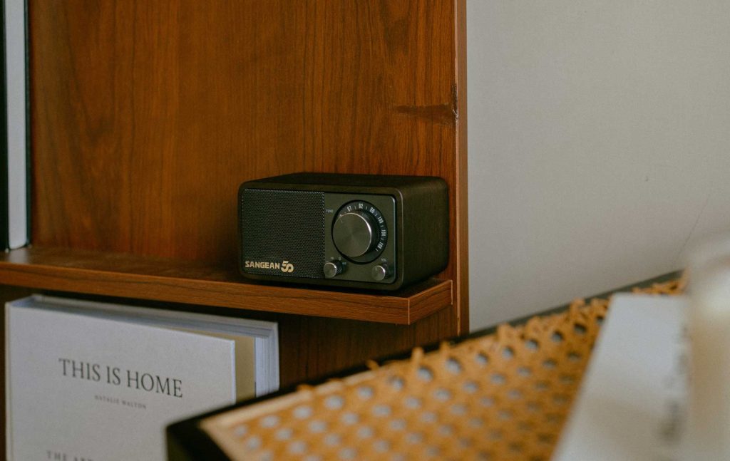 Sangean WR-301 50th Anniversary FMラジオ・Bluetoothスピーカー発売