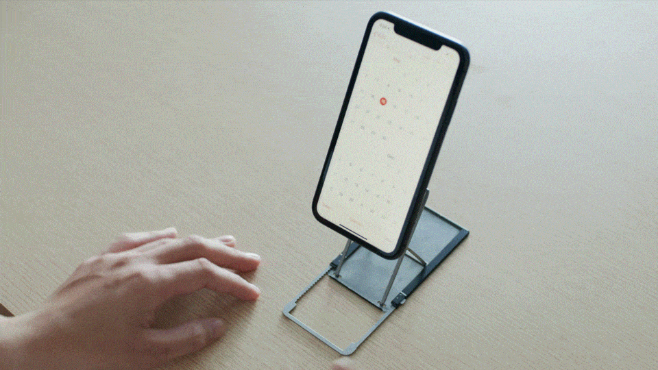 Majextand M・人間工学に基づくスマートフォン/タブレット用スタンド発売
