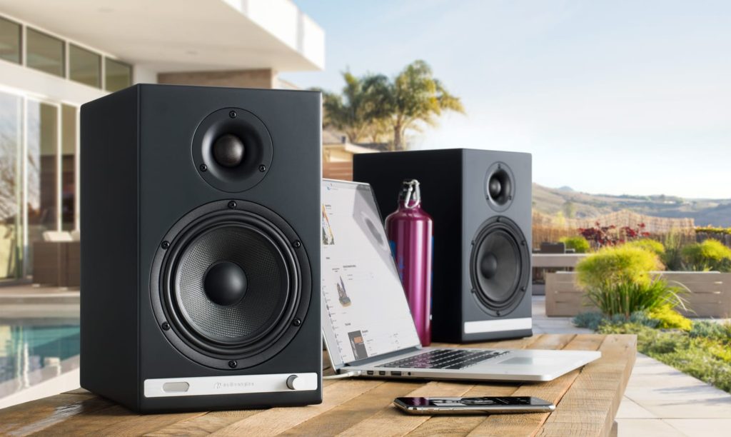Audioengine HD6ワイヤレススピーカー, A1-MR WiFiホームミュージックシステム, S6サブウーファー発売