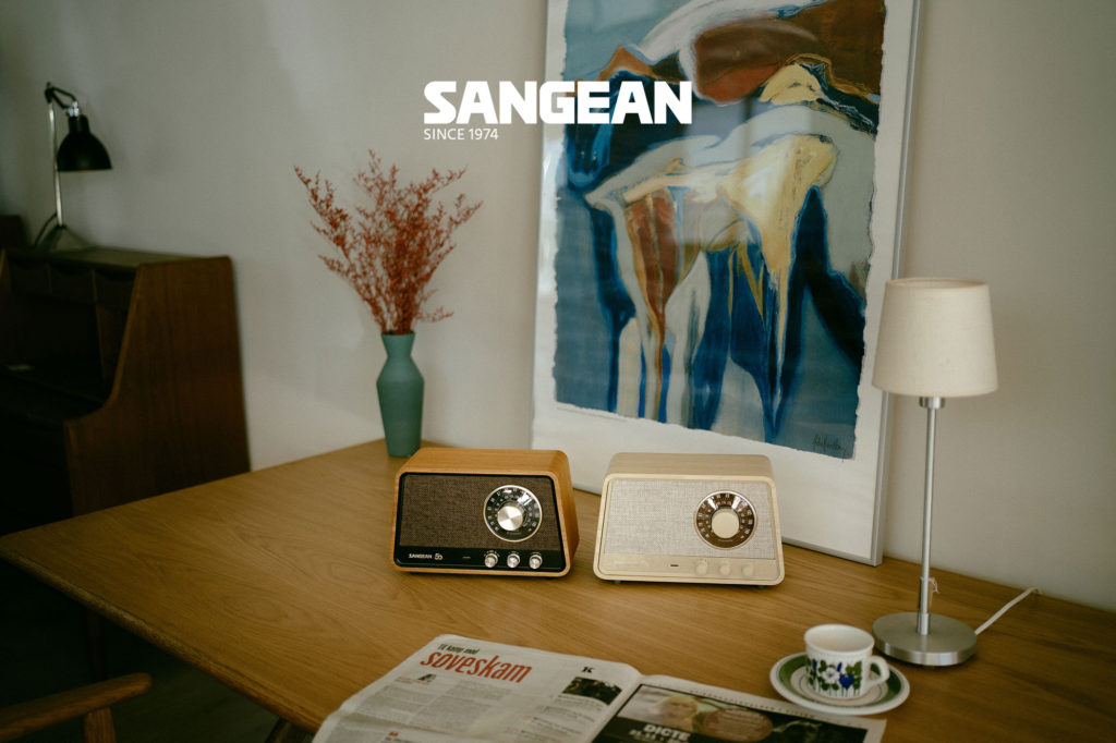 Sangean創立50周年モデルWR-101・AM/FM/apt X HD Bluetooth/AUX プレミアムウッドキャビネット採用ラジオBluetoothスピーカー