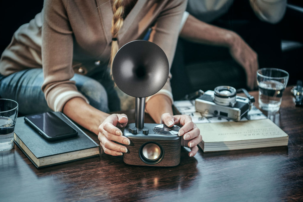 Sangean WR-303 FMラジオ・Bluetoothスピーカー発売