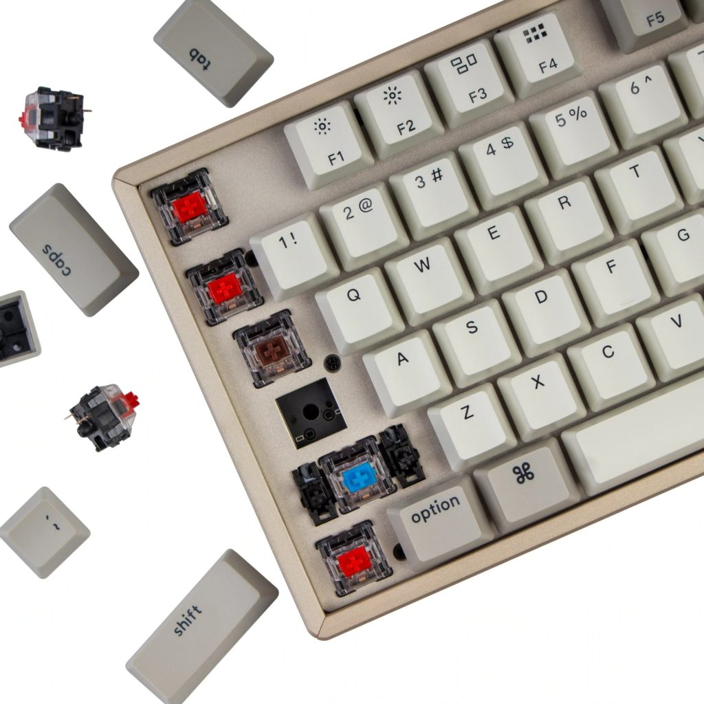 Keychron K8 ノンバックライト・ワイヤレス・メカニカルキーボード発売