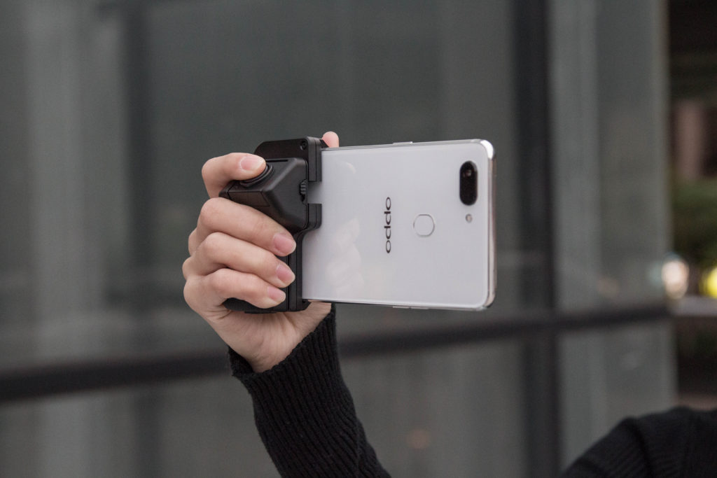bitplay SNAP! Grip(Bluetoothシャッターグリップ)・SNAP! Case(iPhoneケース)発売開始