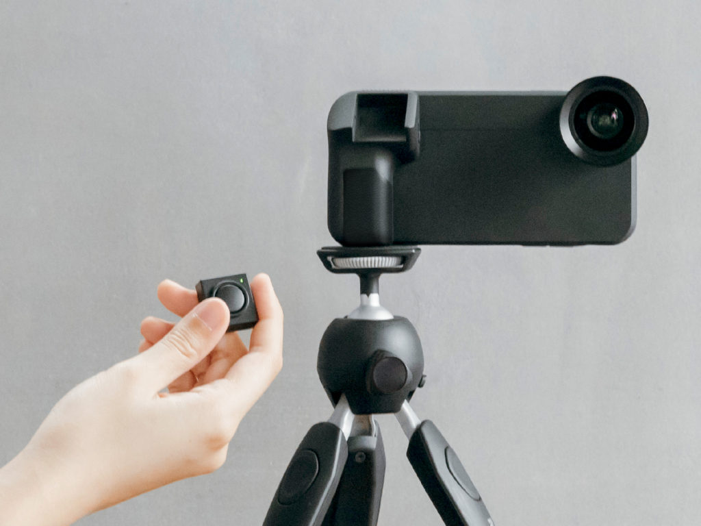 bitplay SNAP! Grip(Bluetoothシャッターグリップ)・SNAP! Case(iPhoneケース)発売開始