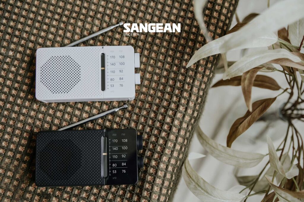 Sangean SR-35J・SR-36J AM/FM アナログポケットラジオ 内蔵スピーカー搭載発売
